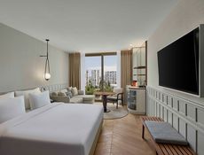Deluxe Şehir Manzaralı – 3 Kişilik