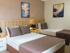 Deluxe Deniz Manzaralı Üç Kişilik Oda