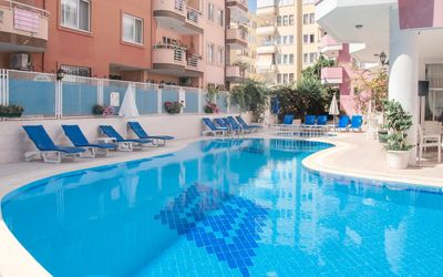Bella Rose Apart Hotel · 4
