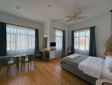 Comfort Oda - Şehir Manzaralı - 02
