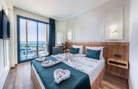 STANDART DENİZ MANZARALI ODA