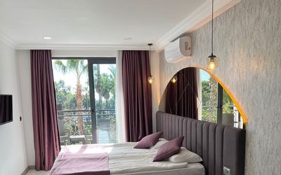 Karikatür Bi Hotel Ve Kafe · 3