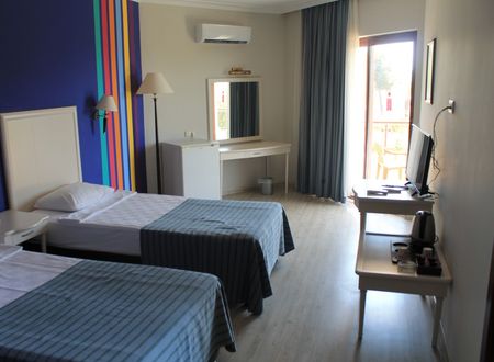 turkey/antalya/alanya/miarosaincekumbeach0b2a7da4.jpg