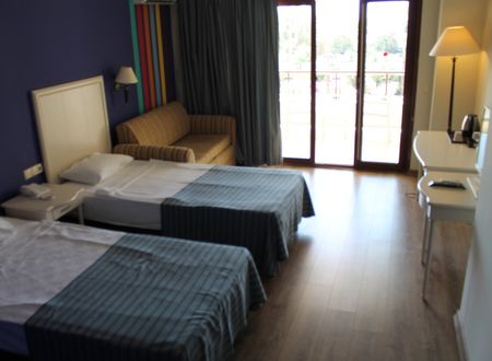 turkey/antalya/alanya/miarosaincekumbeachfe1b0ad8.jpg