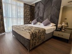 Alice Suite