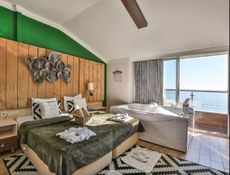Suit Room With Jacuzzi