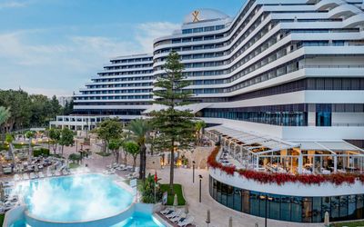 Rixos Downtown Antalya - The Land Of Legends Access · 2