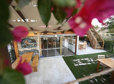 turkey/antalya/demre/dufabungalovapartrestaurant508b38ce.jpg