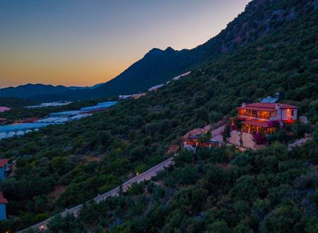 turkey/antalya/demre/istladatasevapart0c201d8f.jpg