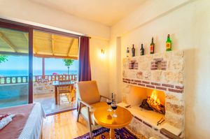 turkey/antalya/demre/istladatasevapart28bcf6dc.jpg