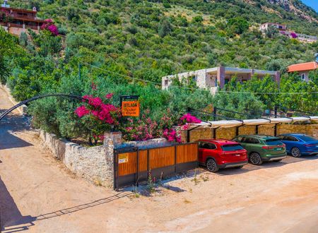 turkey/antalya/demre/istladatasevapart6bc9f6ab.jpg