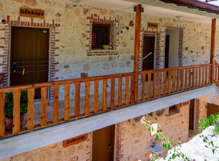 turkey/antalya/demre/istladatasevapart893bd1d1.jpg