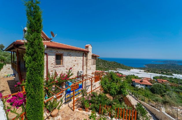 turkey/antalya/demre/istladatasevapartee978569.jpg