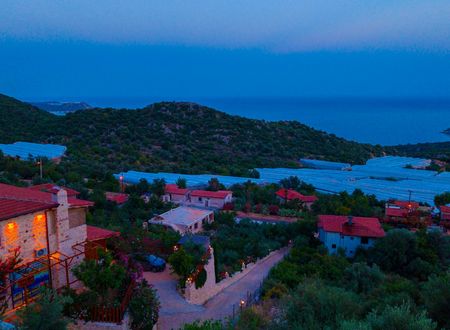 turkey/antalya/demre/istladatasevapartf4e0f434.jpg