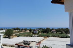 turkey/antalya/denizapartdemred117436c.jpg