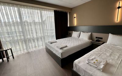 Esse Joven Hotel · 2