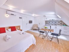 Studio Room 110