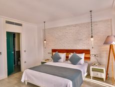 CHAMBRE STANDARD VUE MER AVEC BALCON