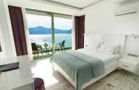 SEA VİEW DELUXE ROOM