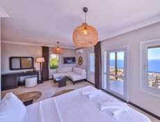 Deluxe Suite Balkonlu Deniz Manzaralı