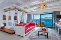 Apartament dla nowożeńców z widokiem na morze - jacuzzi na balkonie