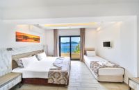 Deluxe Triple Deniz Manzaralı