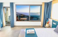 Делукс стая с балкон с изглед към морето