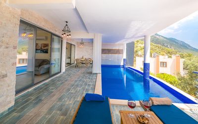 Villa Spring · 2