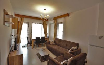 Monna Roza Maxx Apart · 2