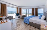 Superior Sea View Room (4 Adults)
