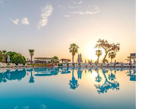 turkey/antalya/kemer/armasgulbeachhotel5e9bd779.jpg