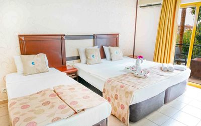Belpoint Beach Hotel · 5