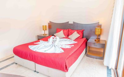 Belpoint Beach Hotel · 3
