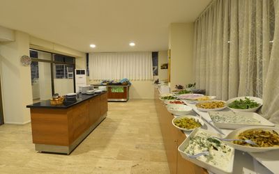 Kaftans Otel · 4