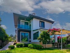 Appartement Familial 2+1 Luxe Vue Jardin et Montagne 90m²