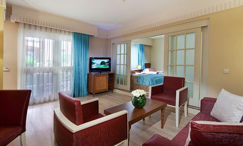 turkey/antalya/kemer/royaldiwatekirovaresort17d794df.jpg
