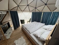 DOME GLAMPING JAKUZILİ