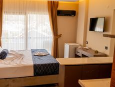 Standard Room ( Twin Beds )
