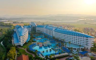 Crystal Admiral Resort Suites & Spa Hotel · 2