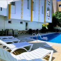 Lavin Garden Hotel