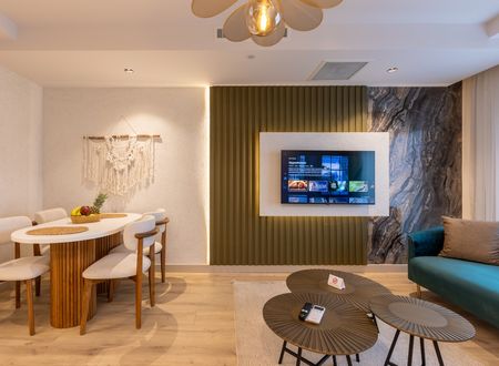 turkey/antalya/konyaalti/lossuites494fa703.jpg