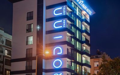 Rodinn Park Hotel · 4