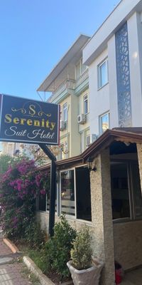 Serenity Suit Hotel