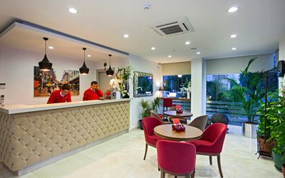 The Room Hotel & Apartments · 2