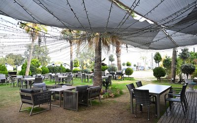 White Country Boutique Hotel · 5
