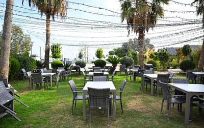 White Country Boutique Hotel · 3