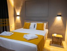 DELUX SUITE ROOM