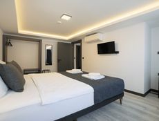 Delux Aile Bağlantılı Oda
