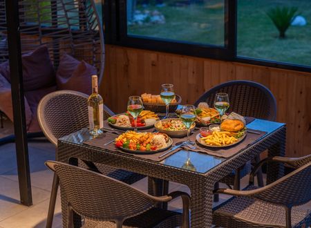 turkey/antalya/kumluca/karaozsapphirebungalowsb814397a.jpg