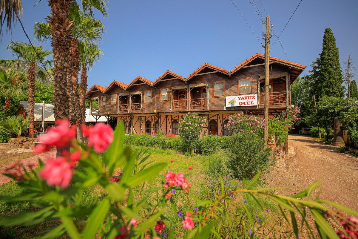 Yavuz Motel Adrasan
